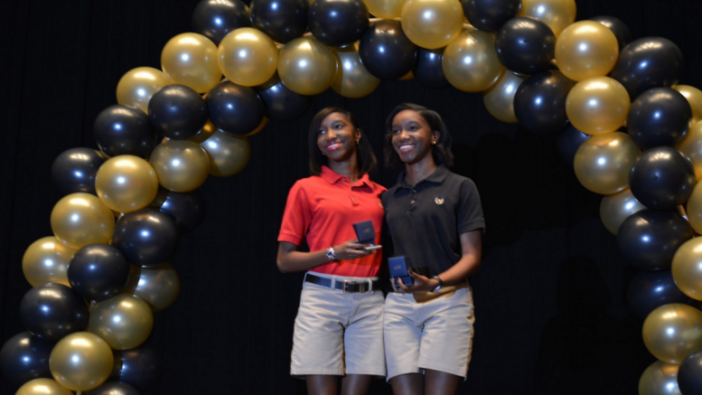 Juniors receive rings at annual ring ceremony