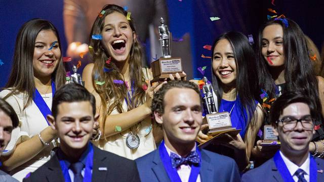 Last year, alumnus Sabrina Lin won the Silver Knight award in the art category. (Photo/Miami Herald)