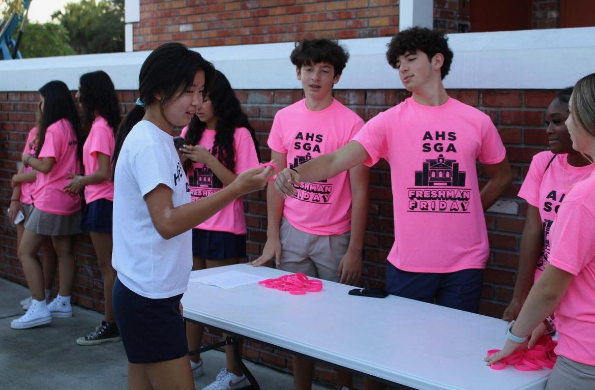 SGA goes Barbie-themed for Freshman Friday