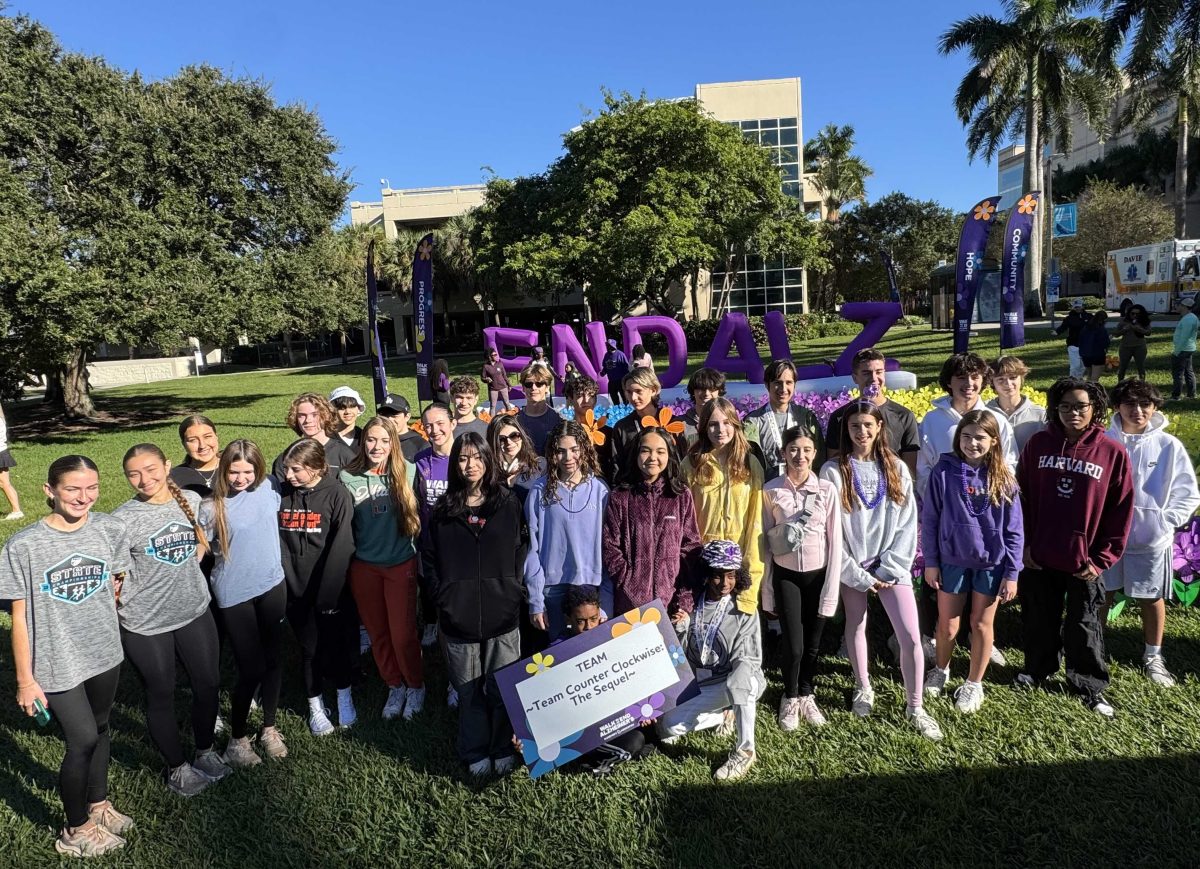 Students walk to “Save the Memories” at Walk to End Alzheimer’s